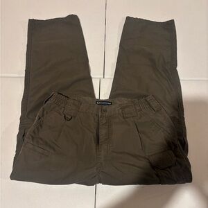 5.11 Tactical Men’s Size 32x30 Olive Green First Responder Cargo Pants